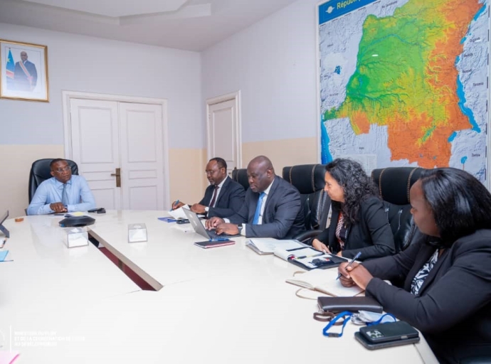 RDC – Banque mondiale : Guylain Nyembo et Albert Zeufack s’accordent sur un nouveau cadre de travail pour accélérer les projets d’investissement le long des corridors Inga, Lobito et Centre-Est